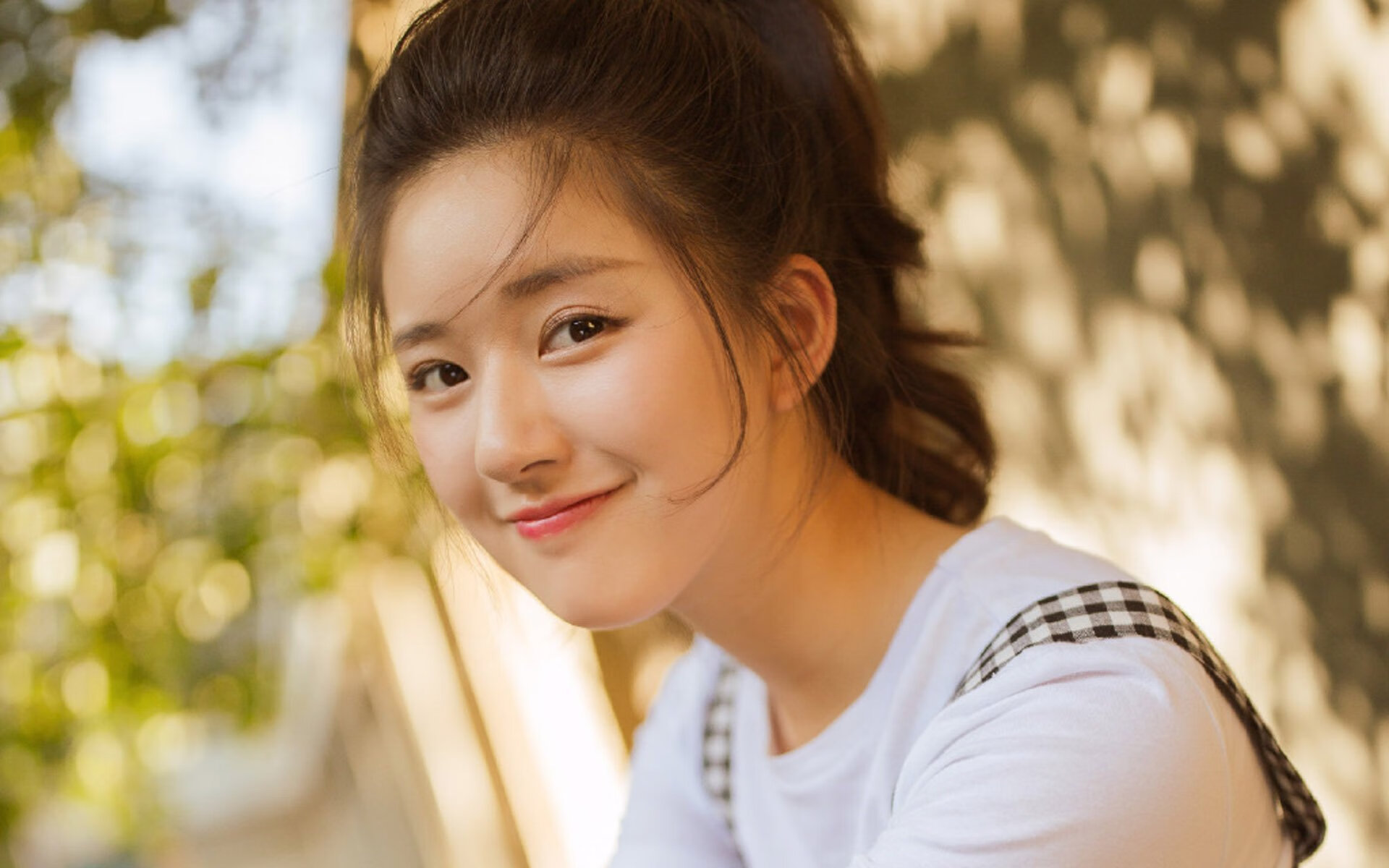 开云官网首页-2024季后赛：勇士在关键战中库里的三分狂潮带领球队逆转！，nba2021勇士进季后赛了吗